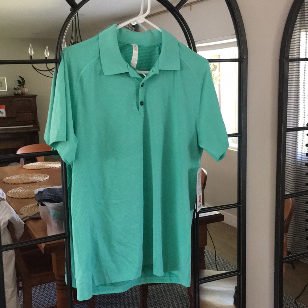 Lululemon Men’s metal vent tech polo.